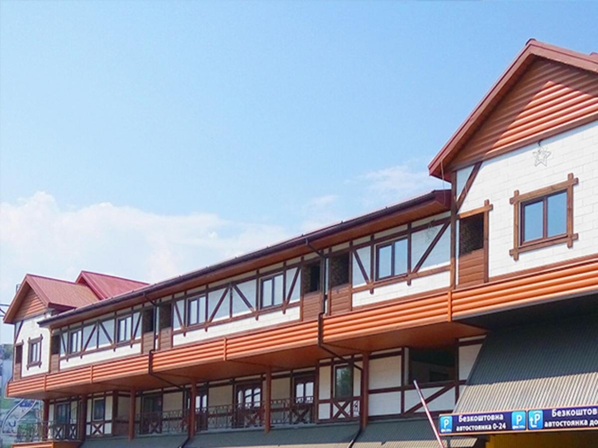 Advenus Hotel Львов Экстерьер фото